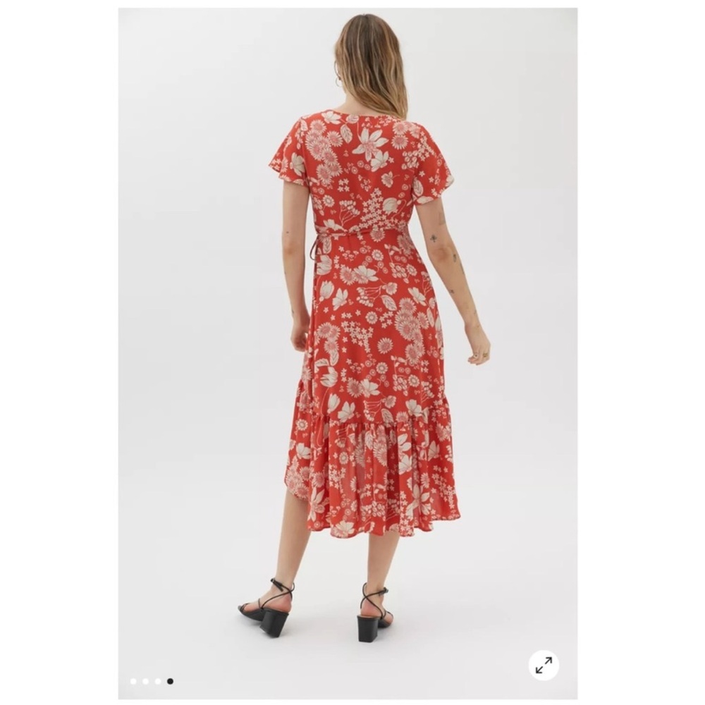 NWT Urban Outfitters Daphne Red / Orange Floral Midi Ruffle Wrap Dress Medium M - Picture 2 of 12